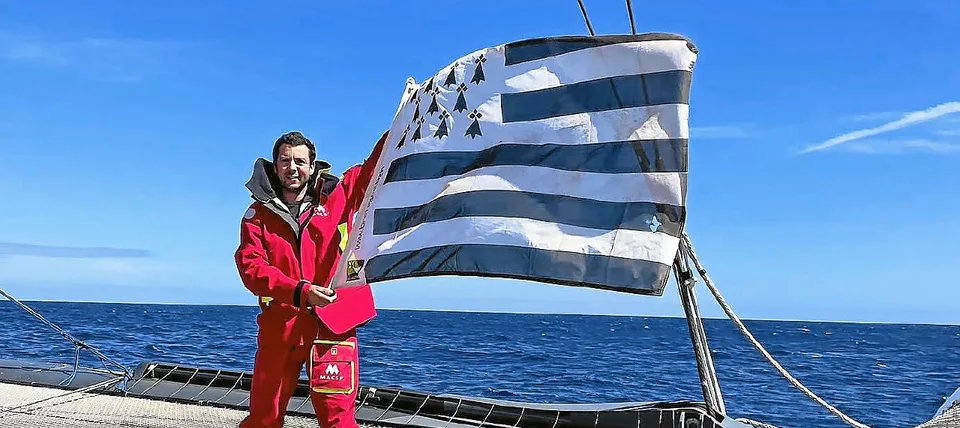 arrivee Guirec Soudee Tour du Monde a l envers arrivee Guirec Soudee Tour du Monde a l envers